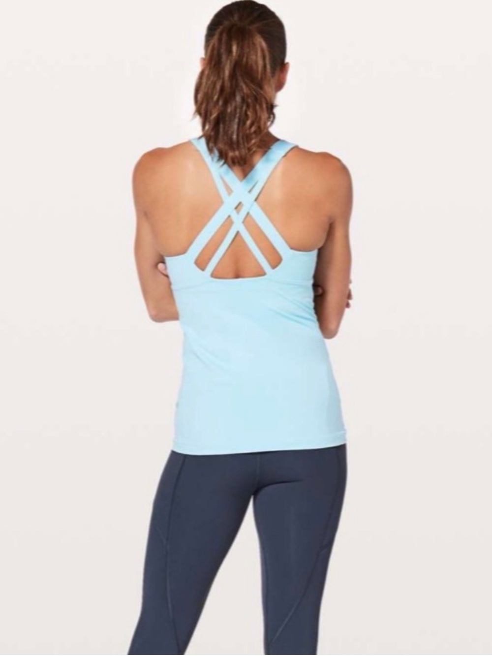 Lululemon Stash and Run Tank Top Light Blue Size 6 Built-In Bra Strappy Back